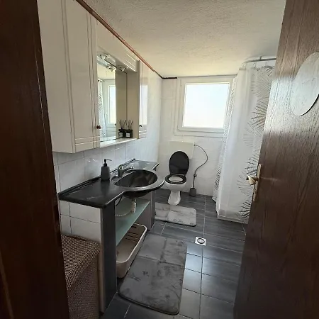 Aeolus Residences - Cozy Family House With Yard *